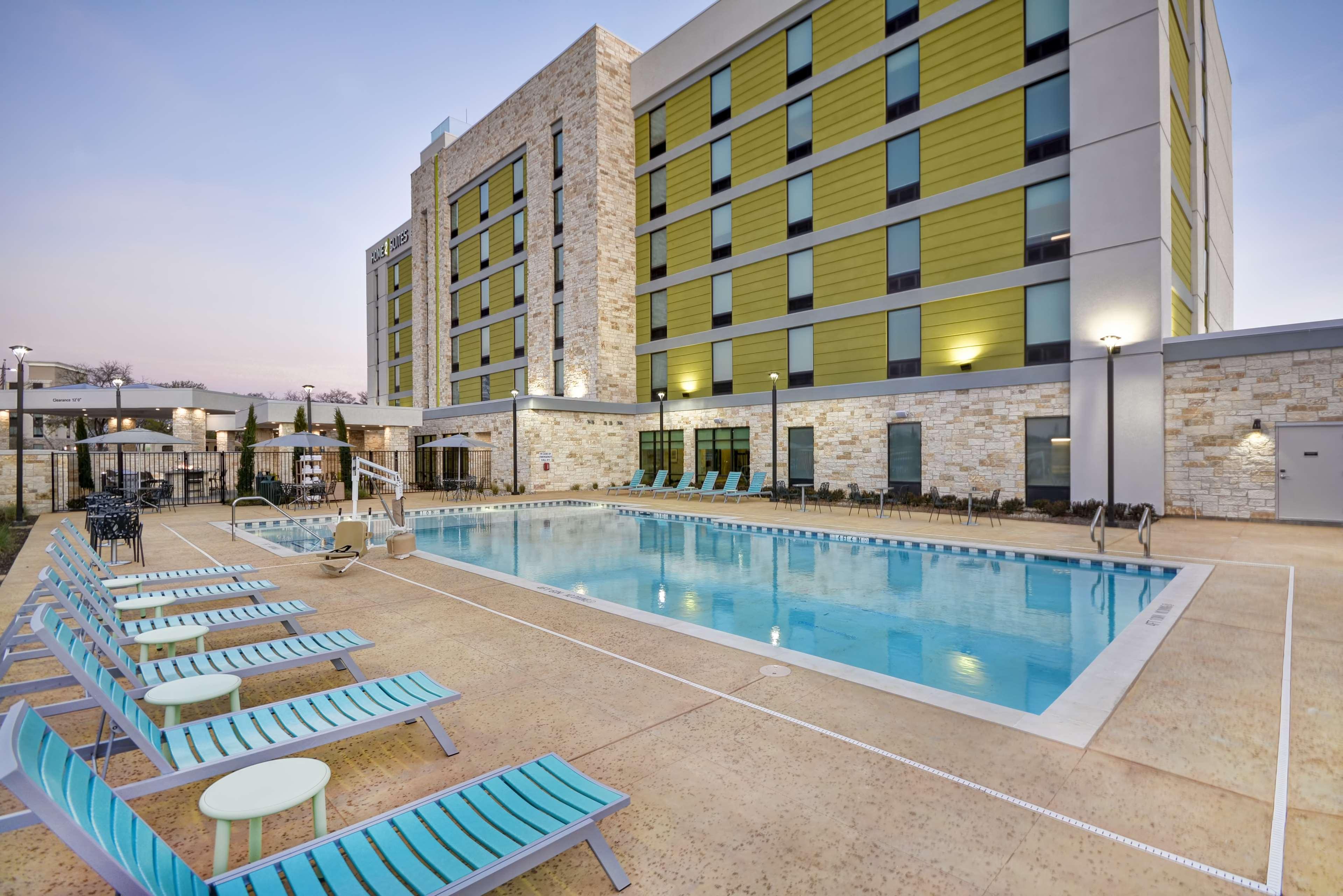 Home2 Suites Plano Legacy West Exterior foto